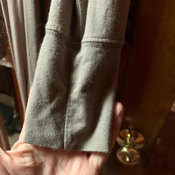 INC 2 piece set size XS taupe color GUC - Picture 13 of 14